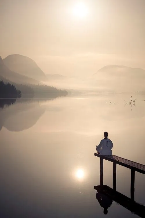 SÉssizlik haqqında Esse